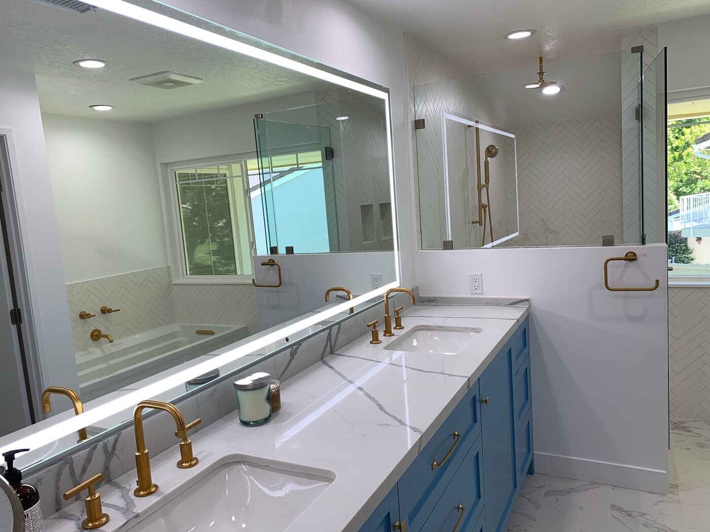 Bathroom remodel by Mayadana Construction Inc.